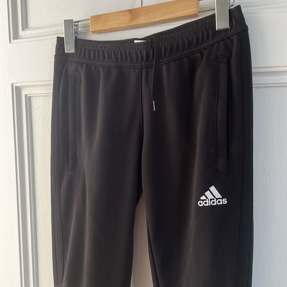 Women’s Addidas 3 stripe pant - Picture 2 of 5